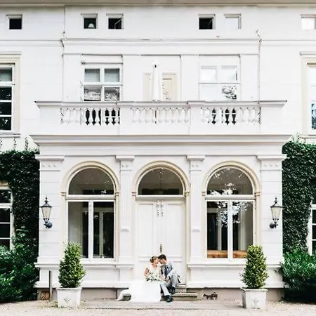 Lodge Herrenhaus Gut *